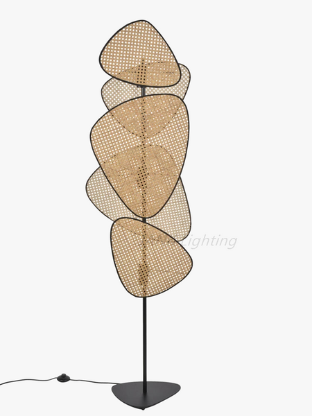 Sculptural Design Handmade Bamboo Lamps For Home Decor Floor Hotel And Restaurant Supplies Pure Bamboo Wood Lamp With Iron Stand